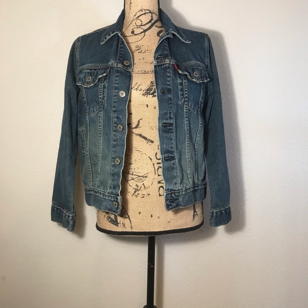 Levi’s denim jacket